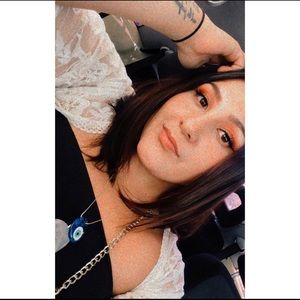 Meet your Posher, Jenny